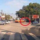 Трамваи в Таганроге сбивают людей